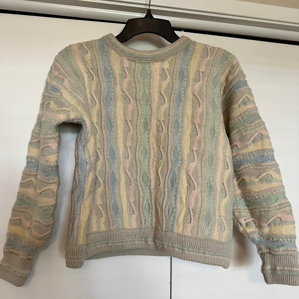 Vintage multicolored sweater! Thick, great texture! Size XS